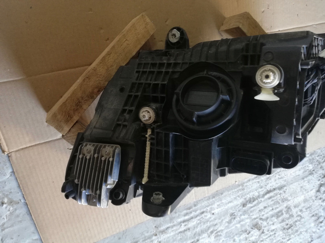 Mercedes-Benz C-Class W205 Right Headlight