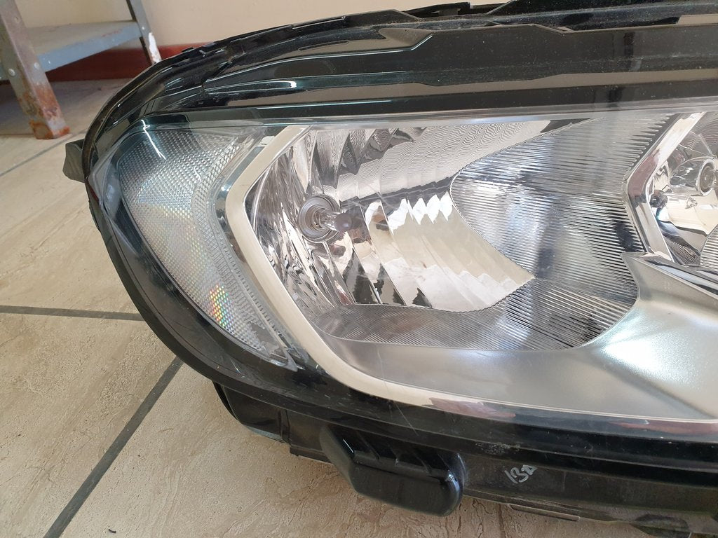Ford Ecosport Right Headlight