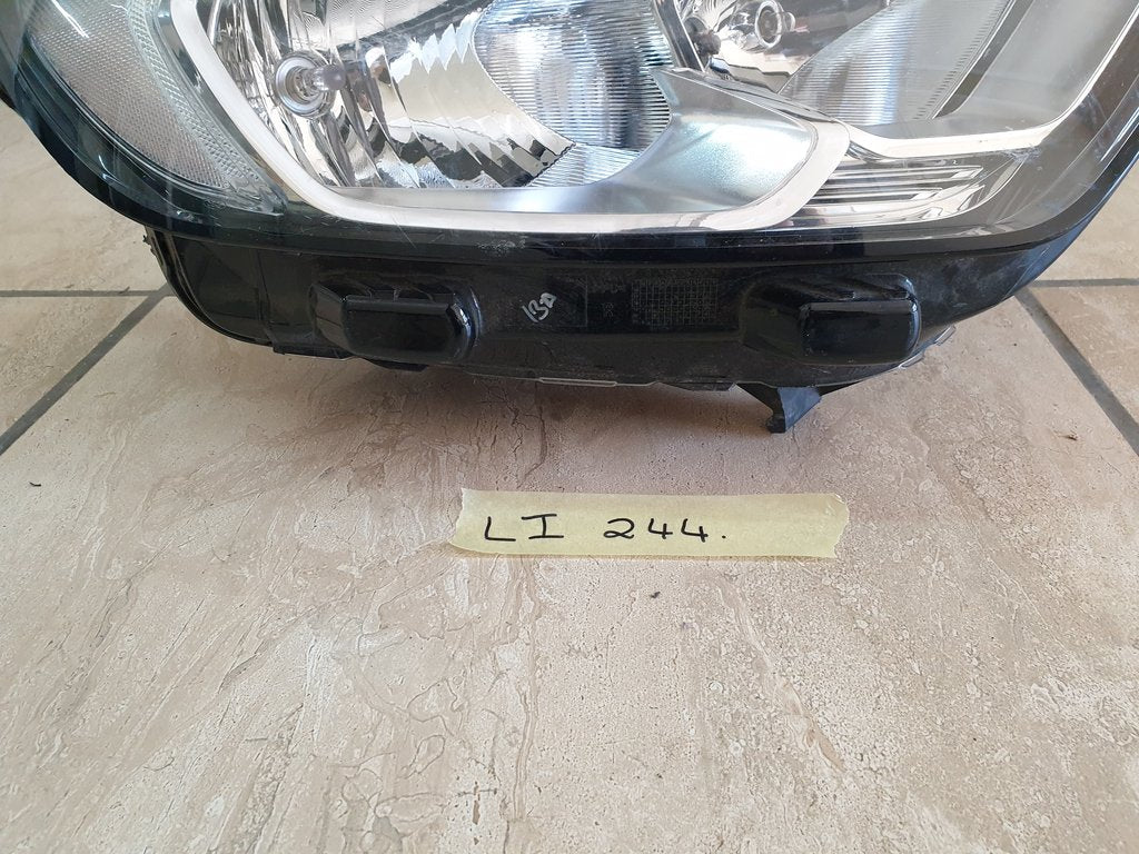 Ford Ecosport Right Headlight