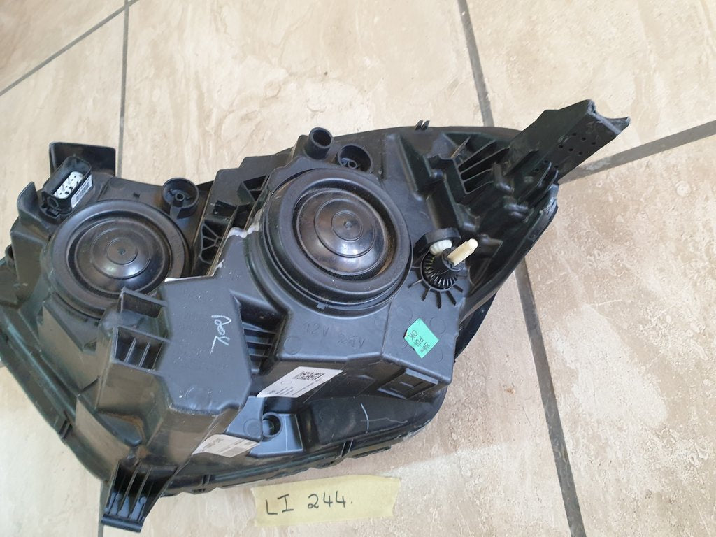 Ford Ecosport Right Headlight