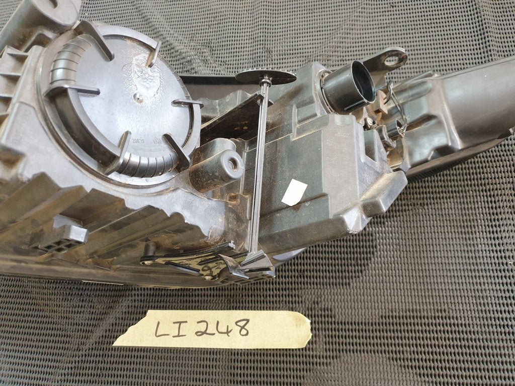 Land Rover Range Rover Right Headlight