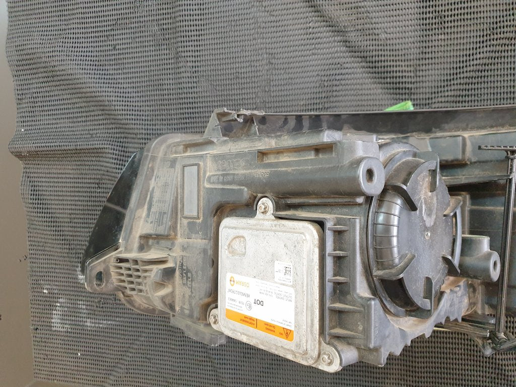 Land Rover Range Rover Right Headlight