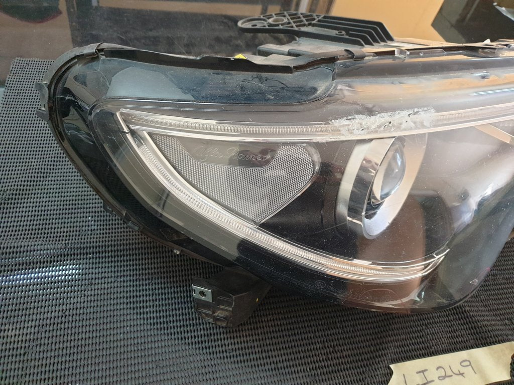 Alfa Romeo Stelvio Right Headlight