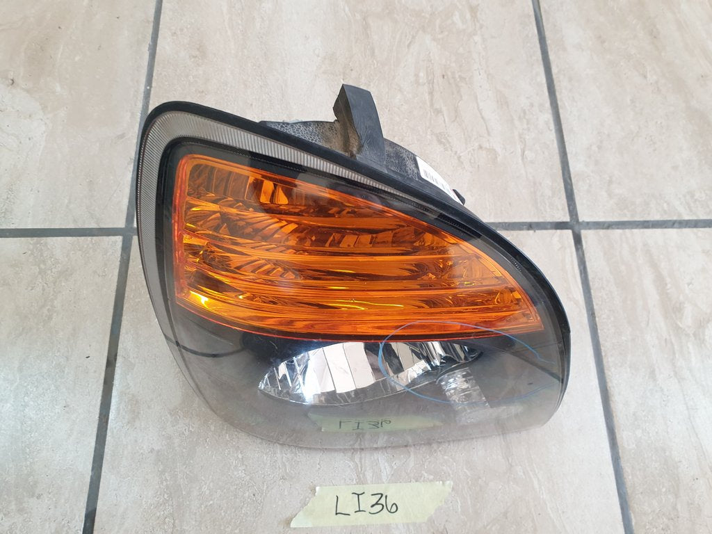 Hyundai H100 Right Headlight