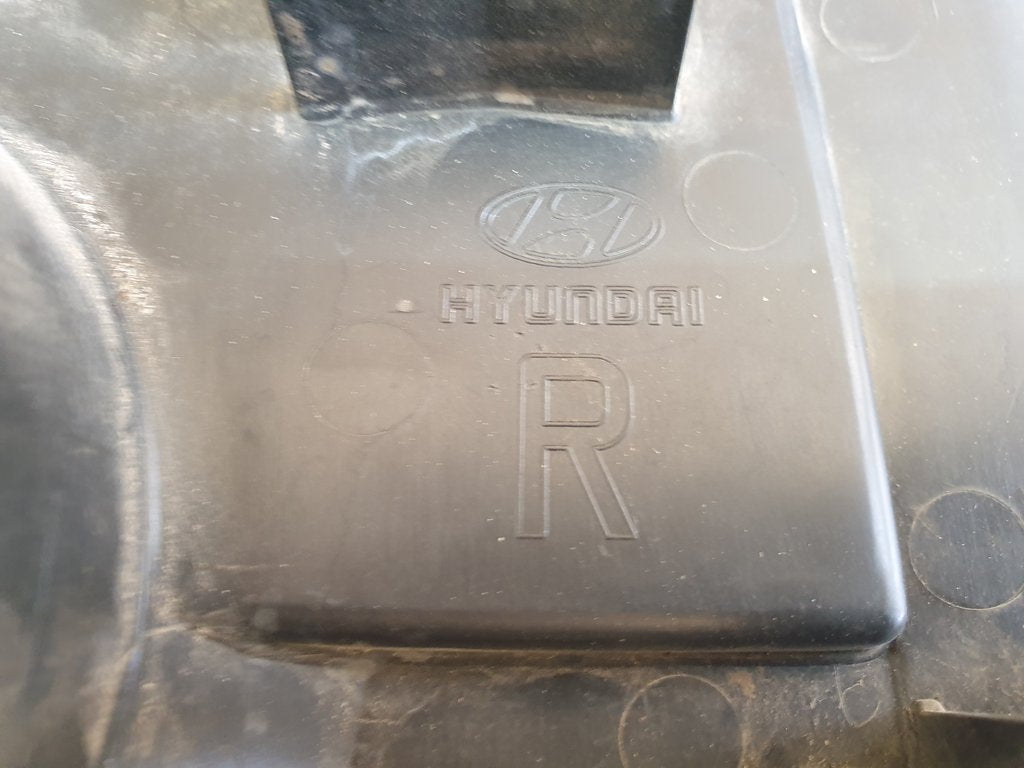 Hyundai H100 Right Headlight