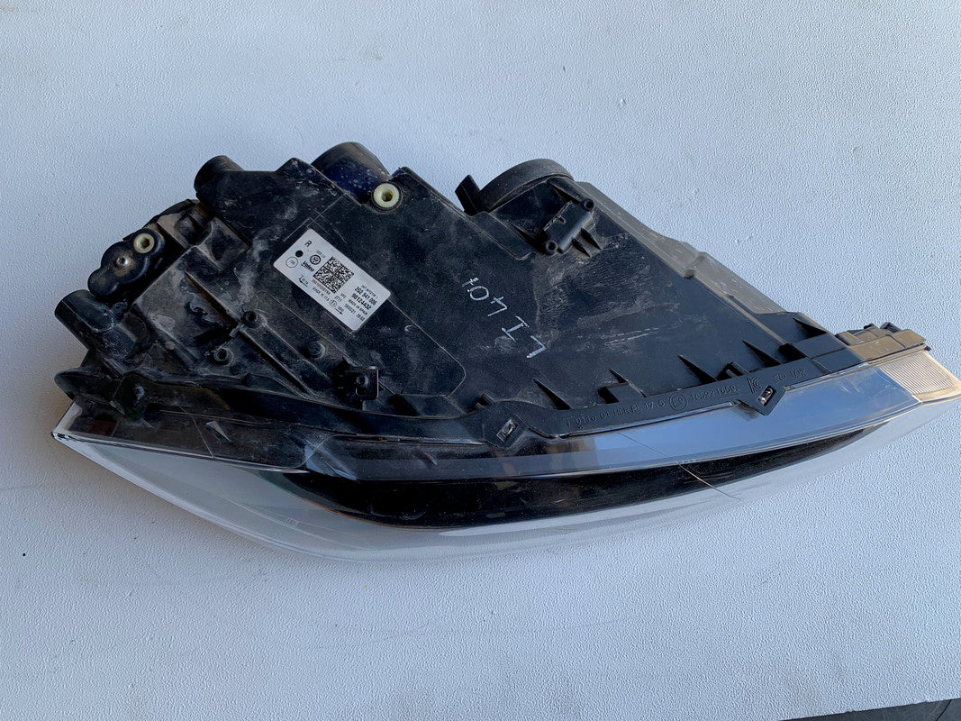 Volkswagen Polo Right Headlight