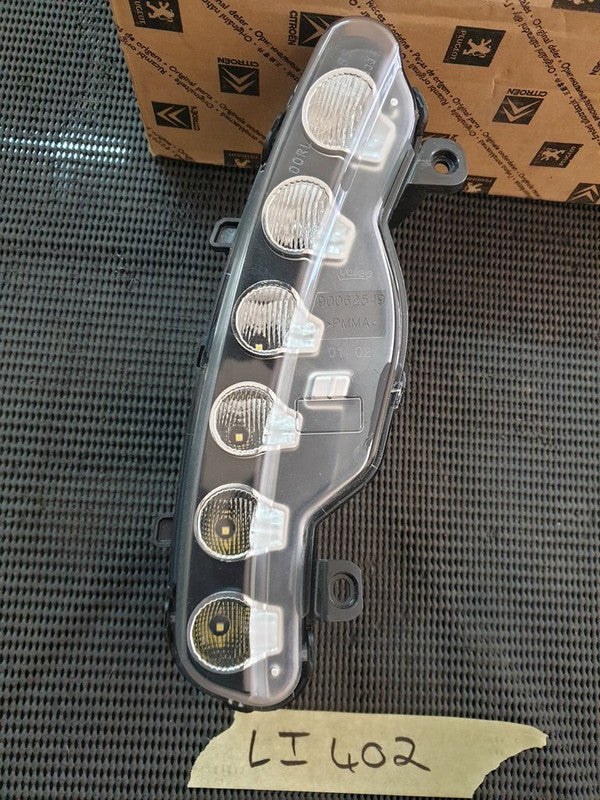Citroen DS3 Right Front Day Time Running Light