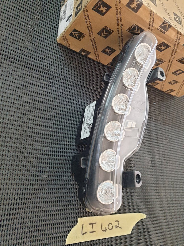 Citroen DS3 Right Front Day Time Running Light