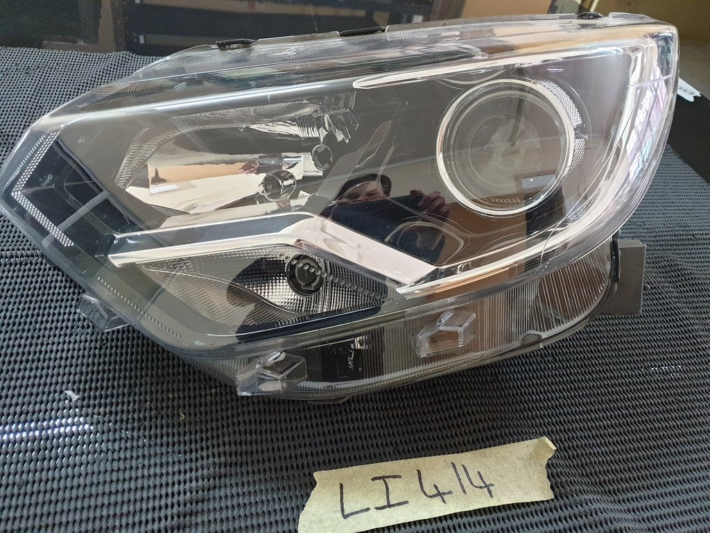 Renault Triber 1.0 Dyna 2024 Left Headlight