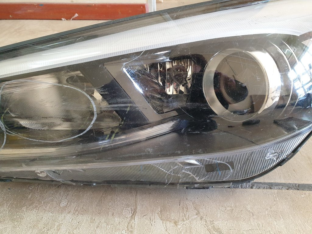Hyundai Tucson 2016, 2017, 2018 Left Headlight