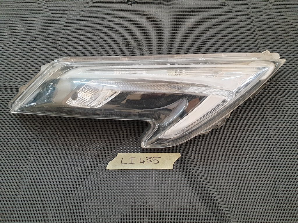 Nissan Juke Right Headlight
