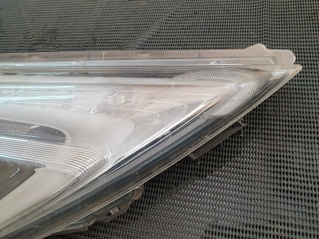 Nissan Juke Right Headlight