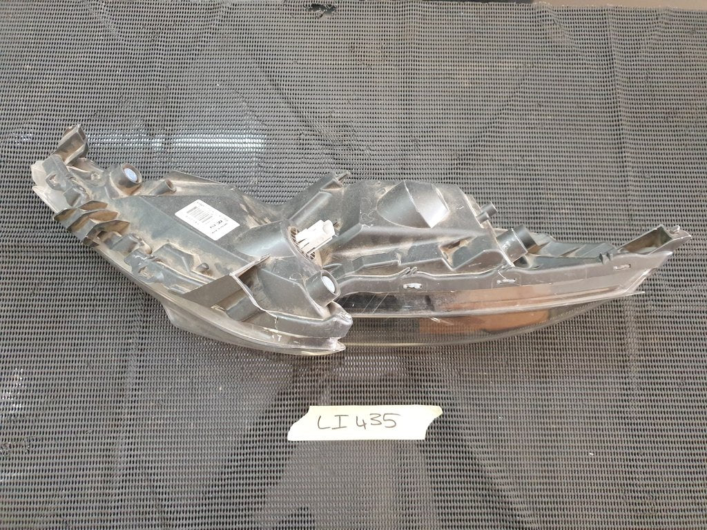 Nissan Juke Right Headlight