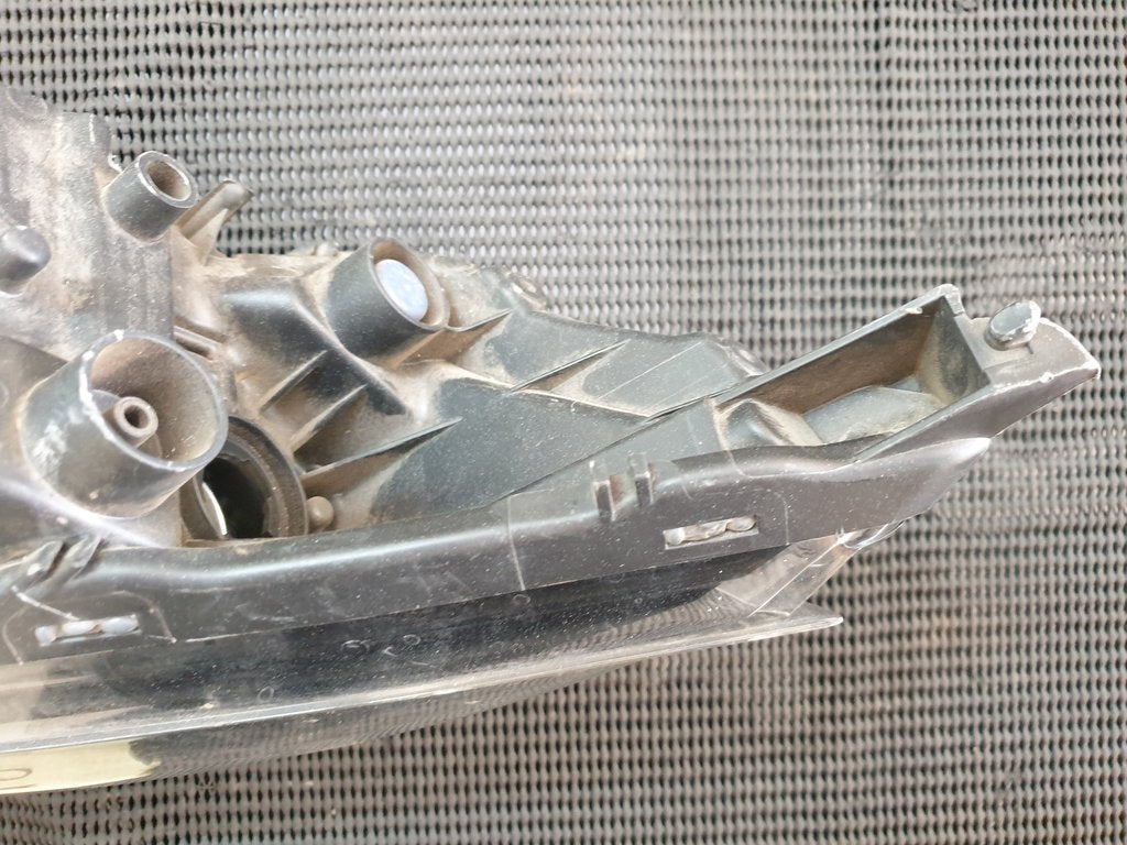 Nissan Juke Right Headlight
