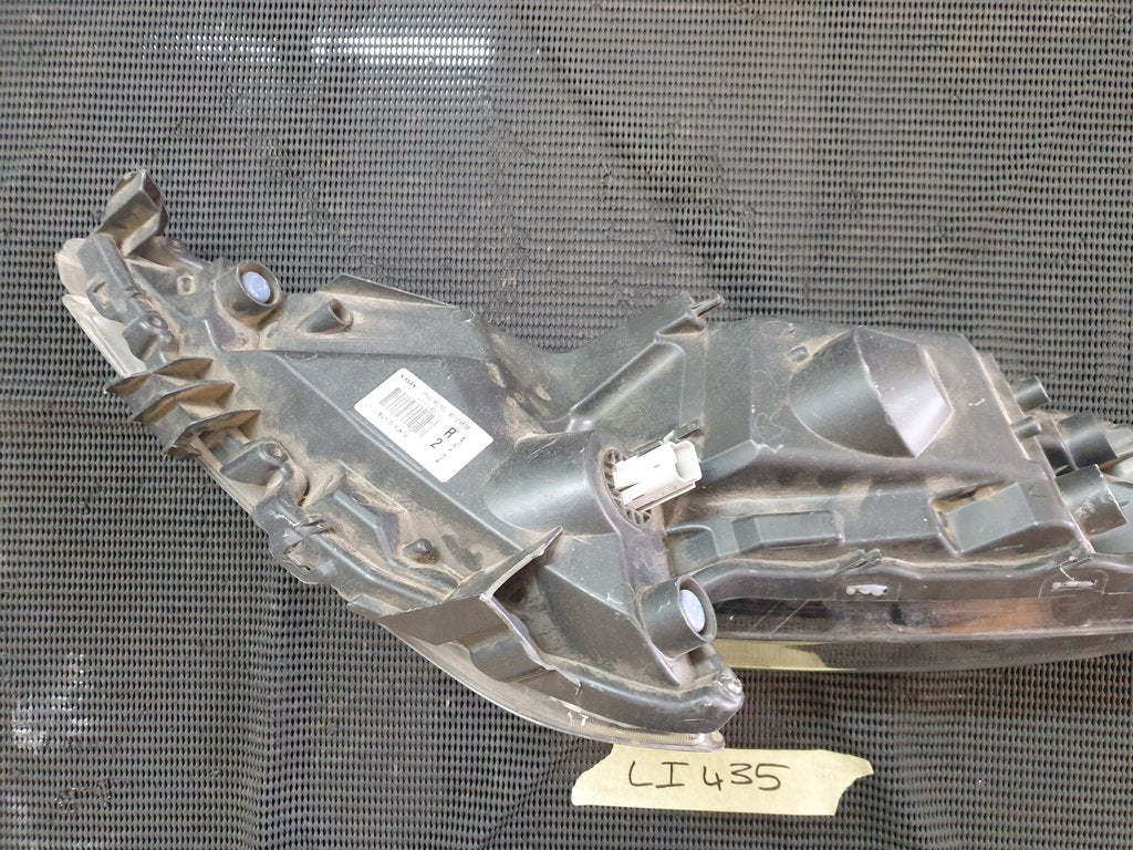 Nissan Juke Right Headlight