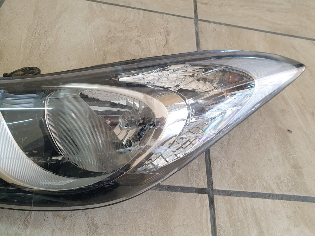 Hyundai Elantra 2011, 2012, 2013 Left Headlight