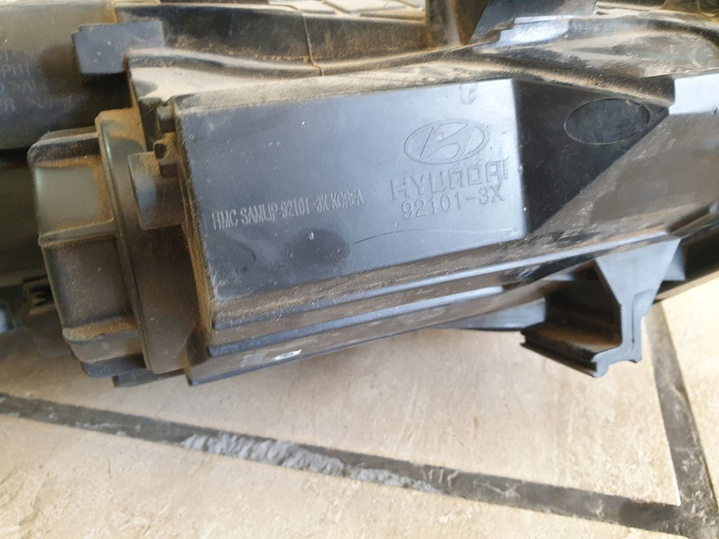 Hyundai Elantra 2011, 2012, 2013 Left Headlight