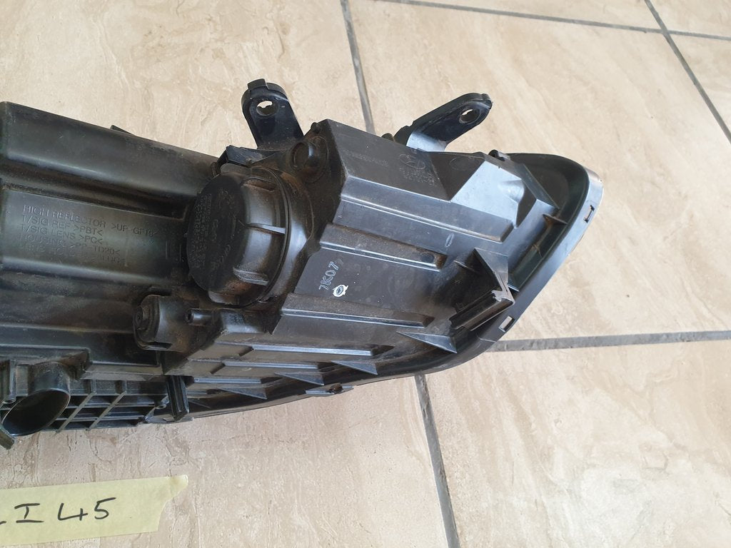 Hyundai Elantra 2011, 2012, 2013 Left Headlight