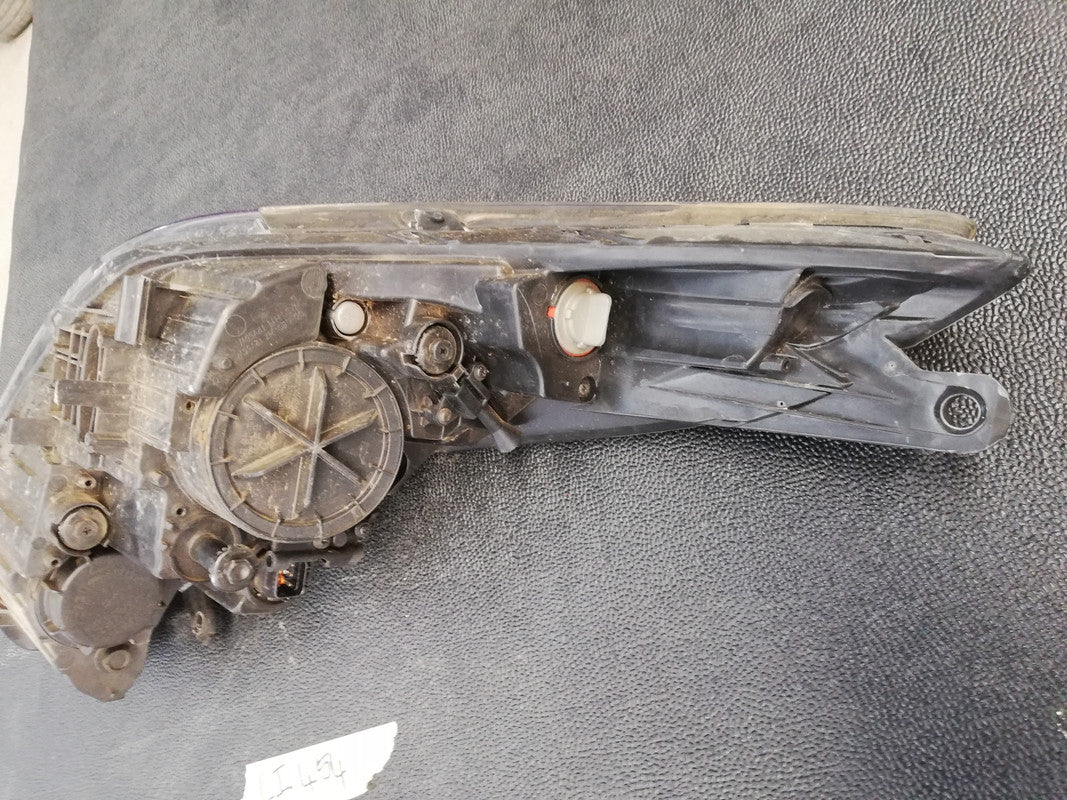 Hyundai Elantra 2012 Left Headlight