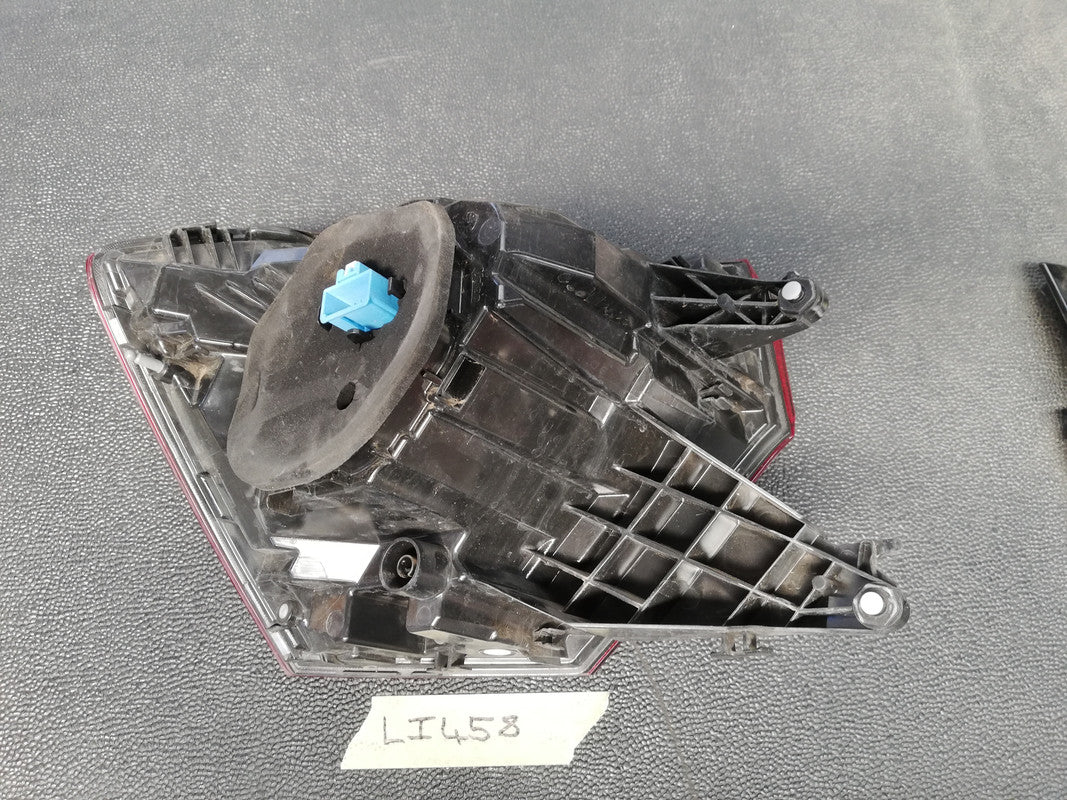 Volkswagen Polo TSI 1.0 LI 2022 Right Outer Taillight