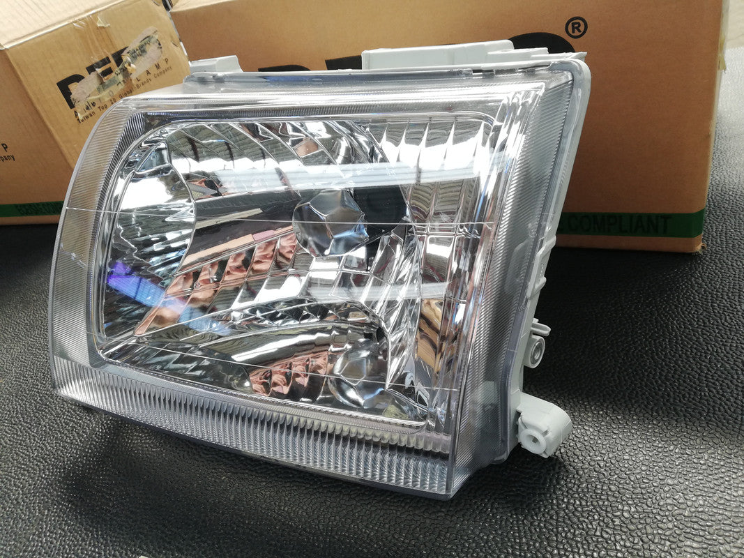 Nissan Aftermarket Hardbody Left Headlight
