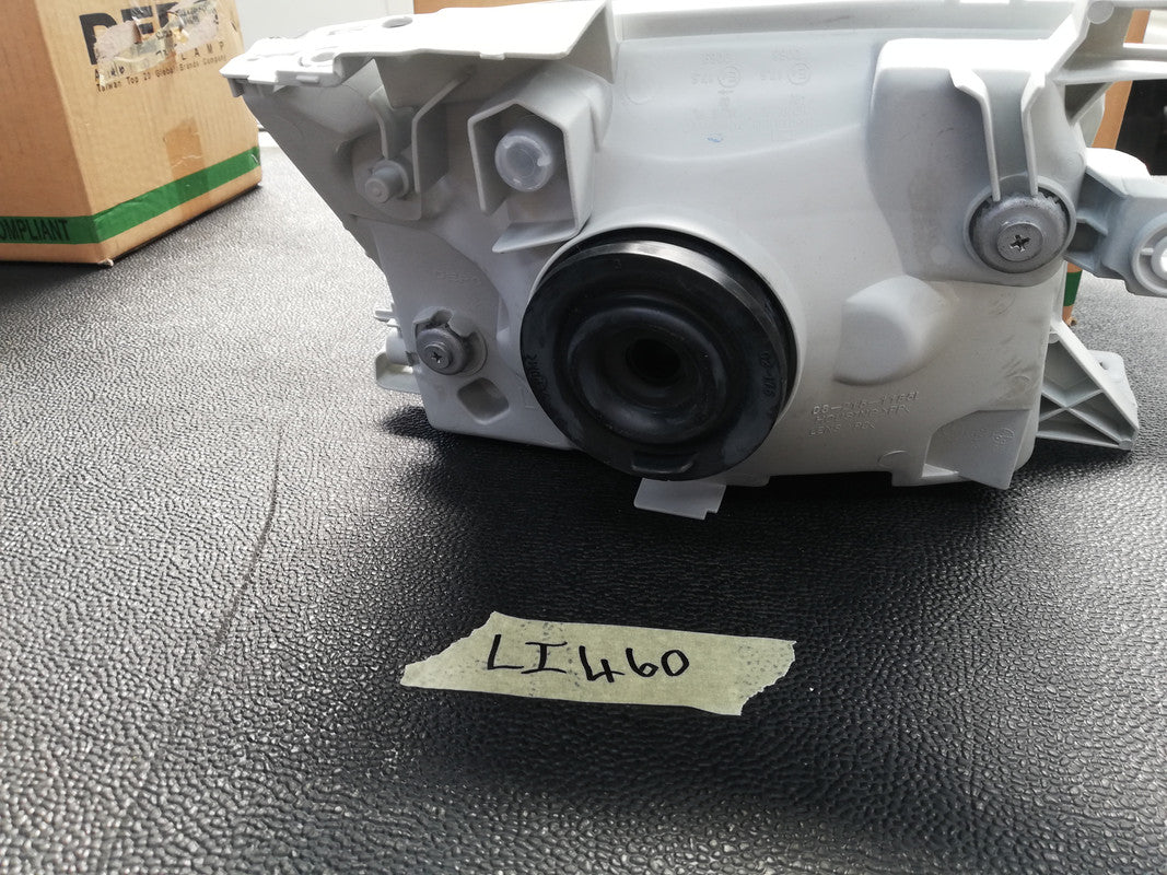 Nissan Aftermarket Hardbody Left Headlight