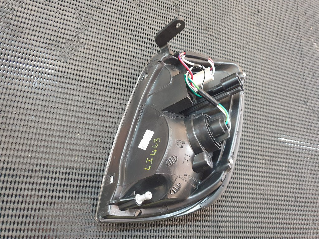 Nissan Aftermarket Hardbody Right Front Outer Lamp