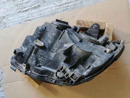 Mercedes-Benz C-Class W205 Right Headlight