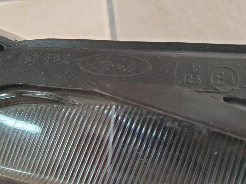 Ford Figo Right Headlight