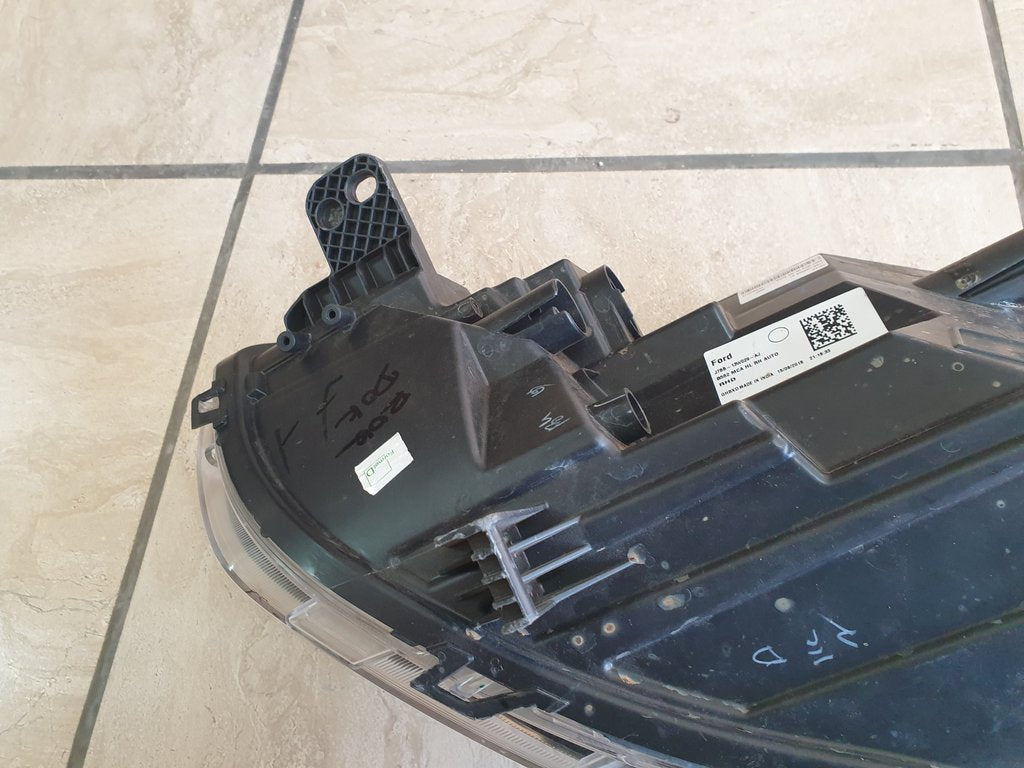 Ford Figo Right Headlight