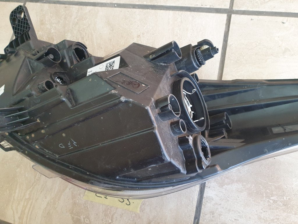 Ford Figo Right Headlight