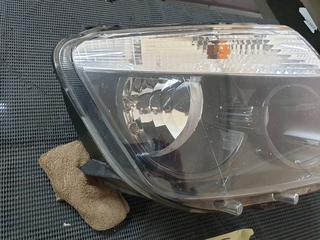 Renault Duster Right Headlight