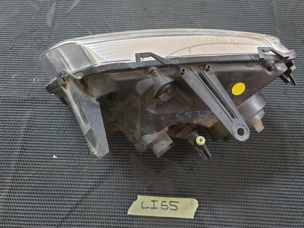 Renault Duster Right Headlight