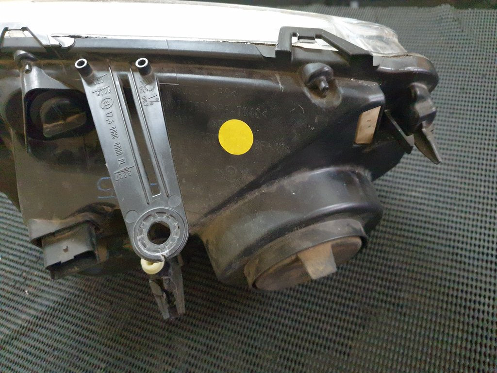 Renault Duster Right Headlight