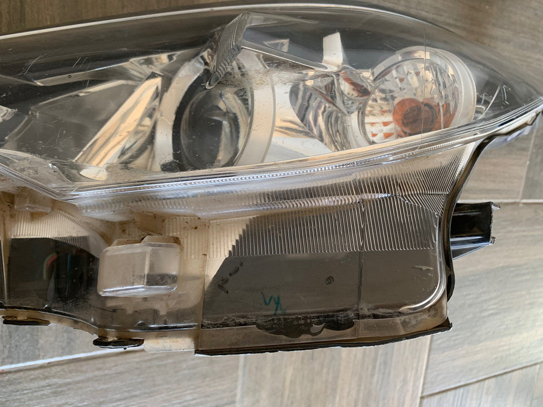 Toyota Fortuner 2019 Left Headlight