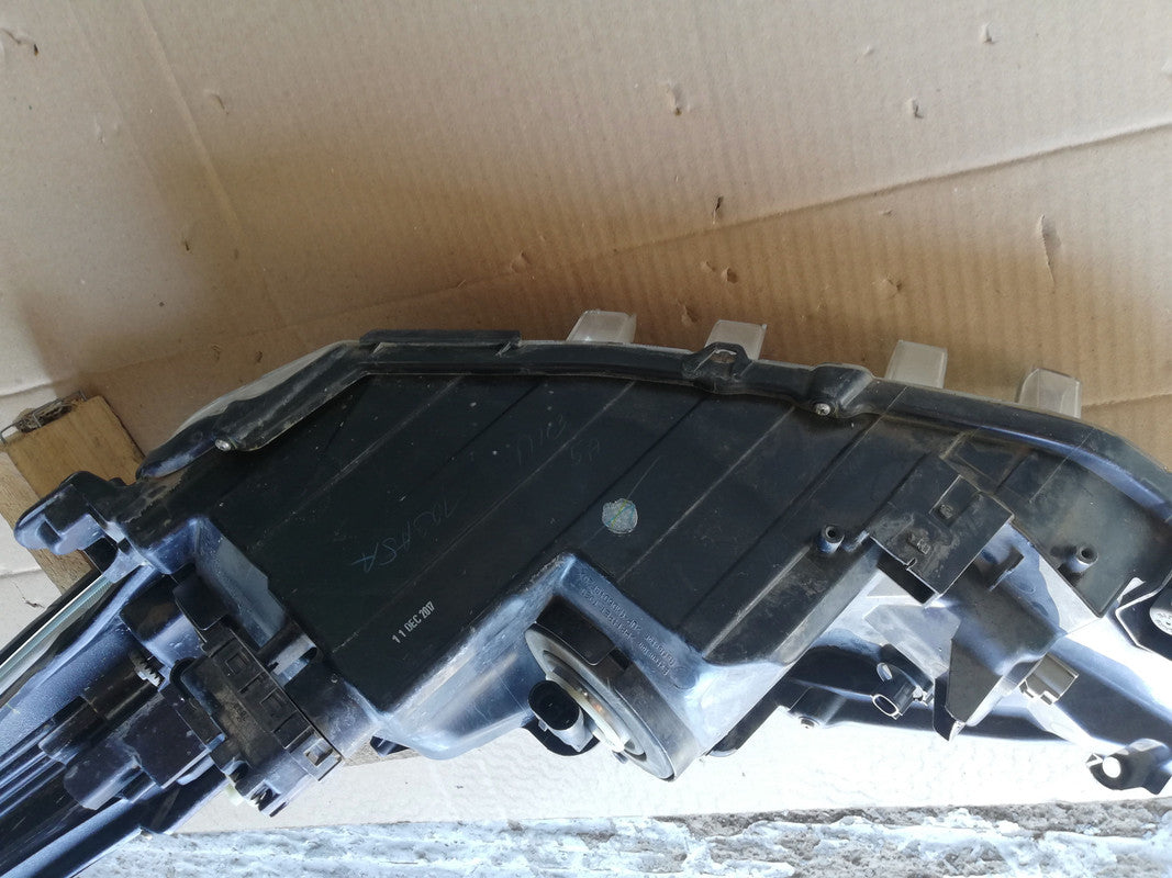 Toyota Yaris 2018, 2019, 2020, 2021 Right Headlight