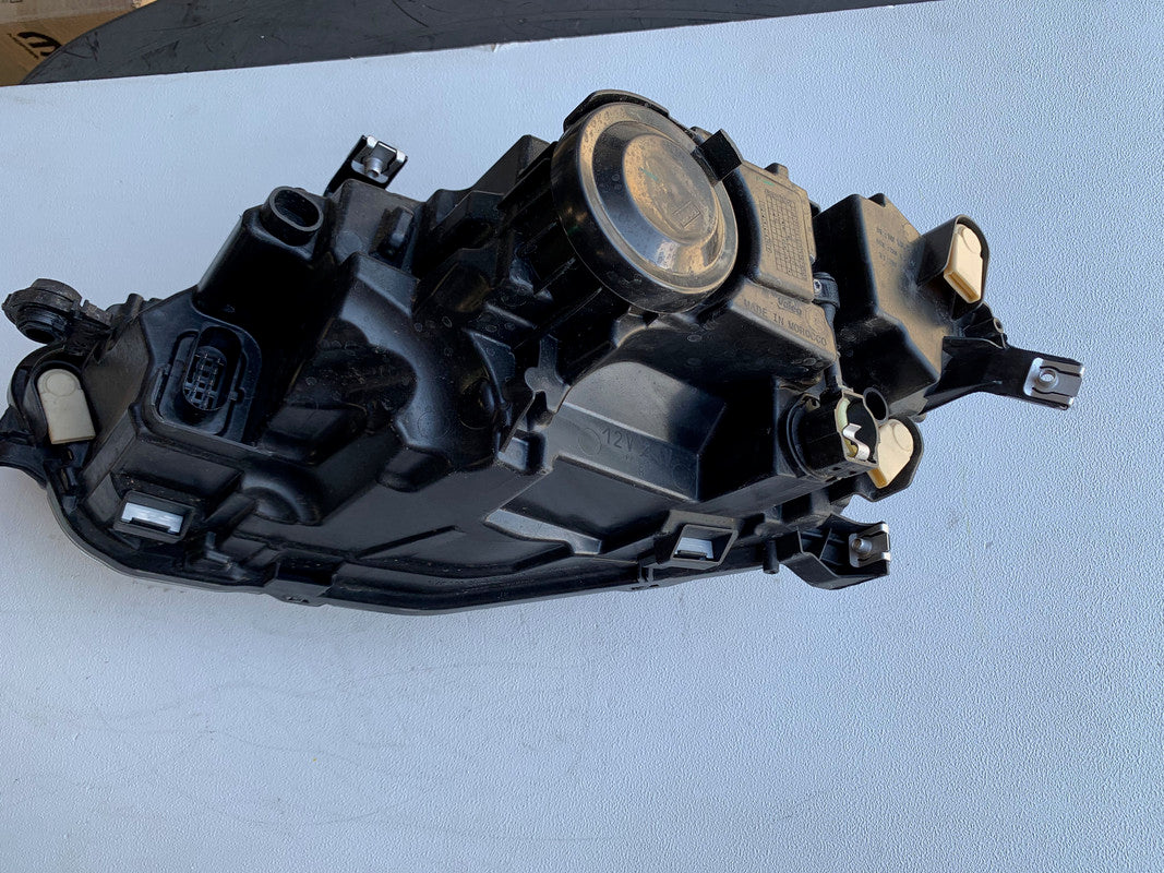 Volkswagen Polo 2G Facelift Right Headlight