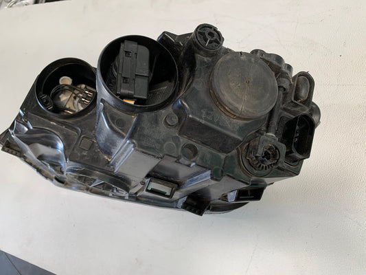 Volkswagen Polo Right Headlight