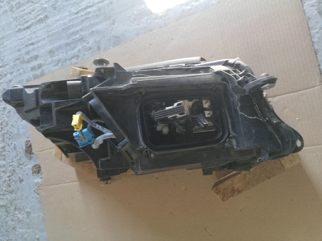 Mercedes-Benz S-Class W222 Left Headlight