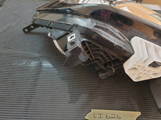 Nissan Navara Right Headlight