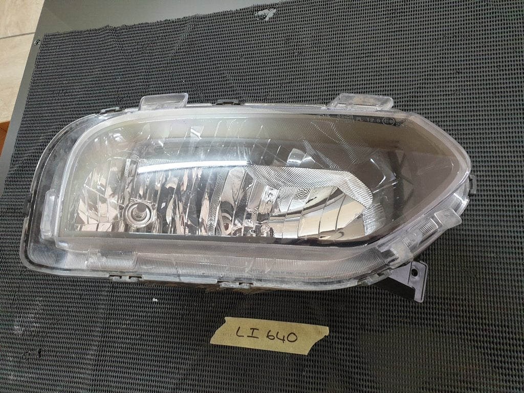 Renault Kwid 2020 Right Headlight