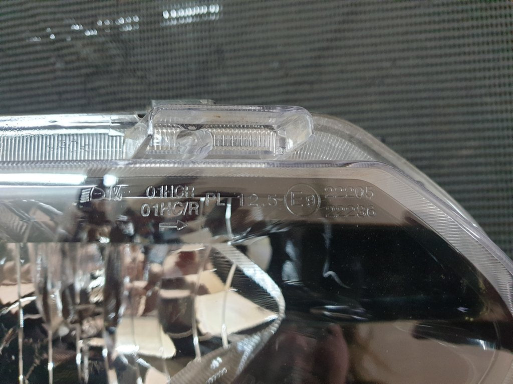 Renault Kwid 2020 Right Headlight