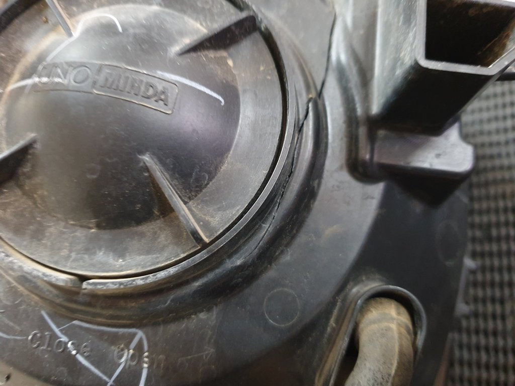Renault Kwid 2020 Right Headlight