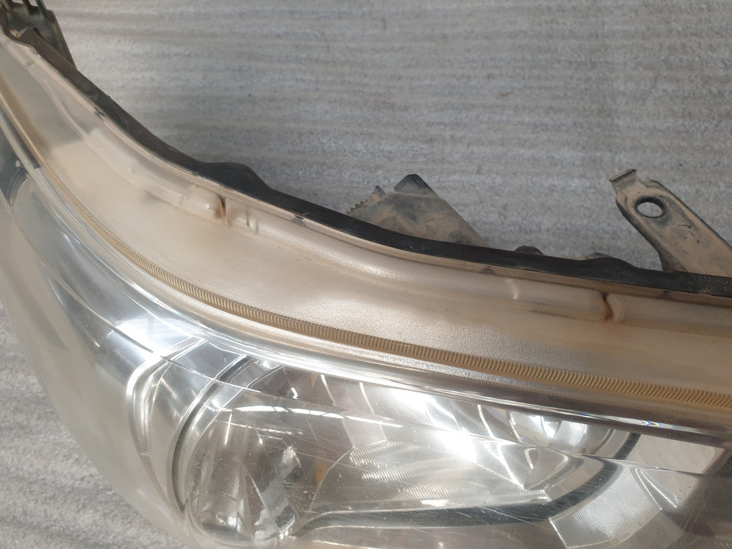 Toyota Hilux SRX 2019 Right Headlight