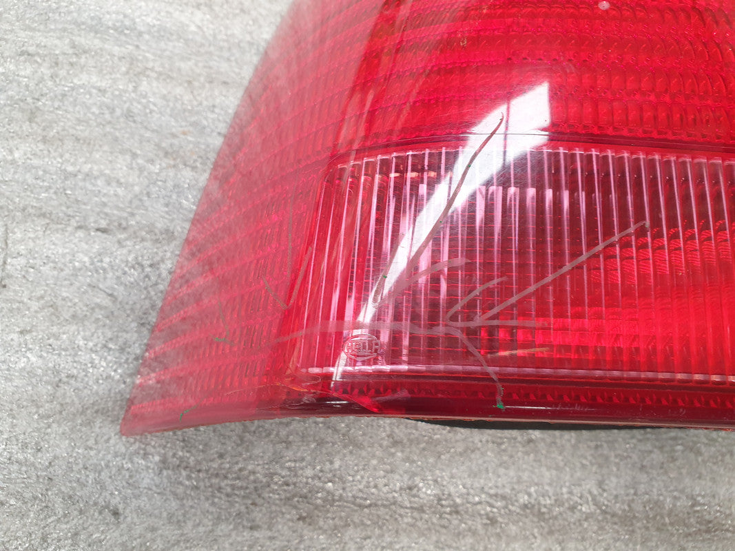 Volkswagen Jetta 4 2005 Left Taillight