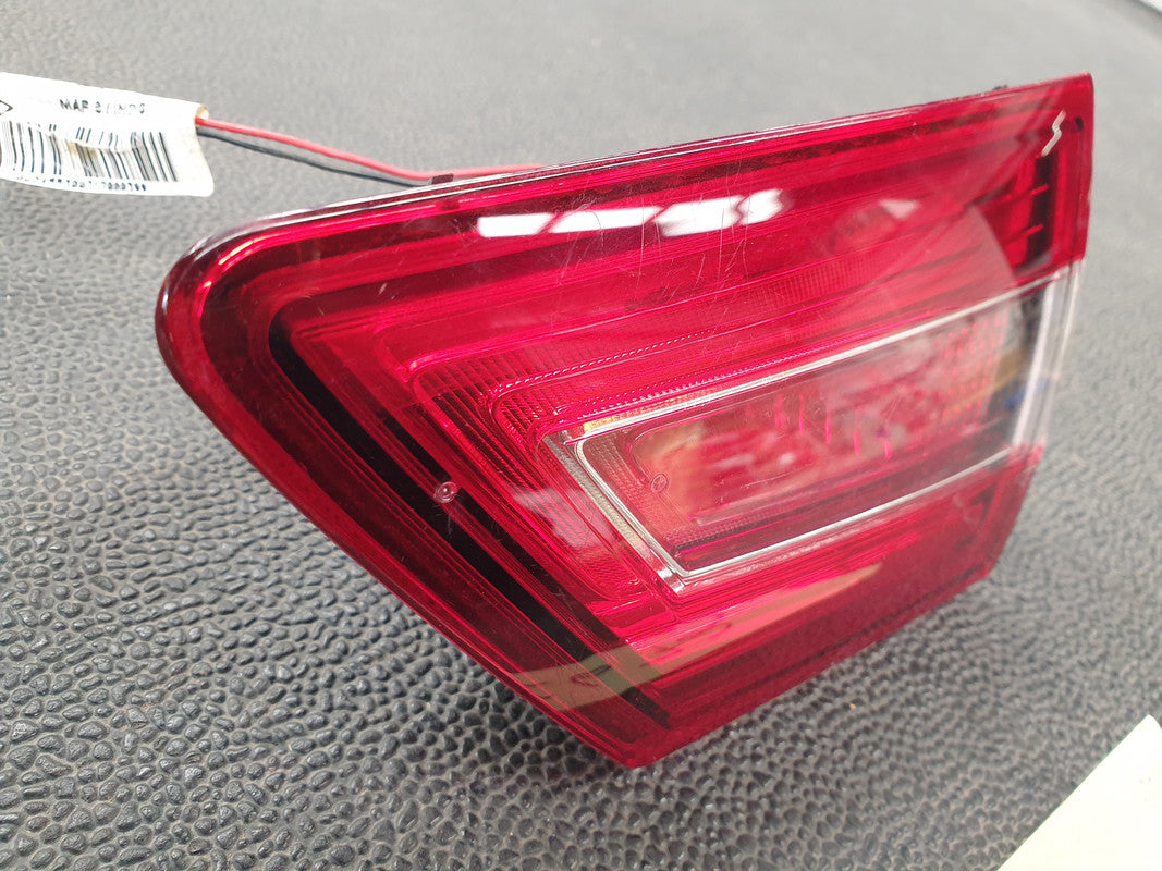 Renault Clio III Right Rear Inner Tail Light