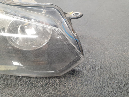 Volkswagen Golf 6 Right Headlight