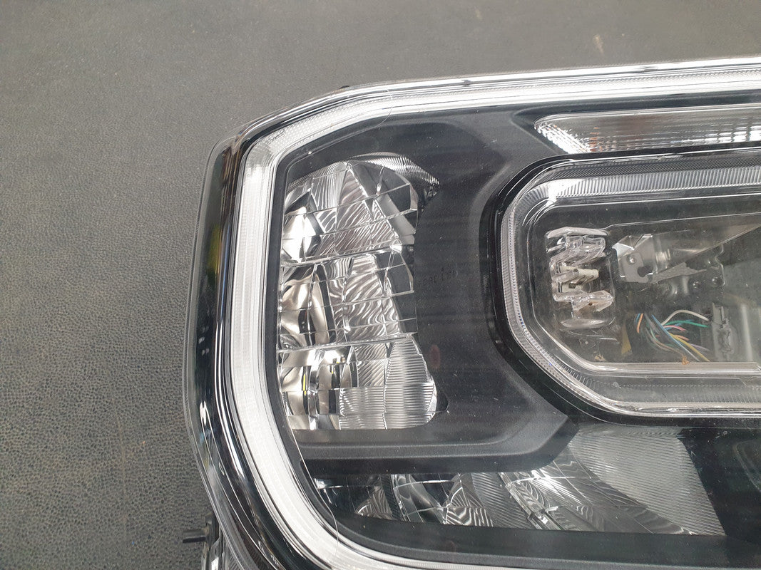 Ford Everest 2024 Right Headlight