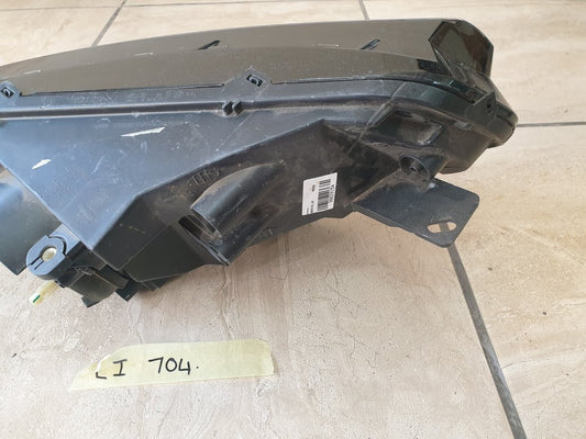 Ford Ecosport ii Left Headlight