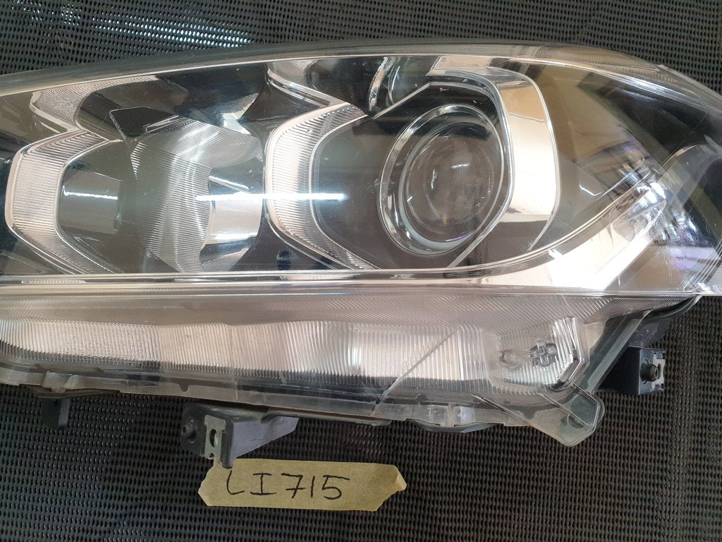 Toyota Rumion Suzuki Ertiga Left Headlight
